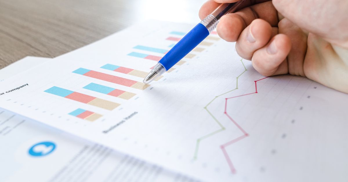 Demand-Pull vs Cost-Push Inflation: The Complete Comparison for Economics Students
